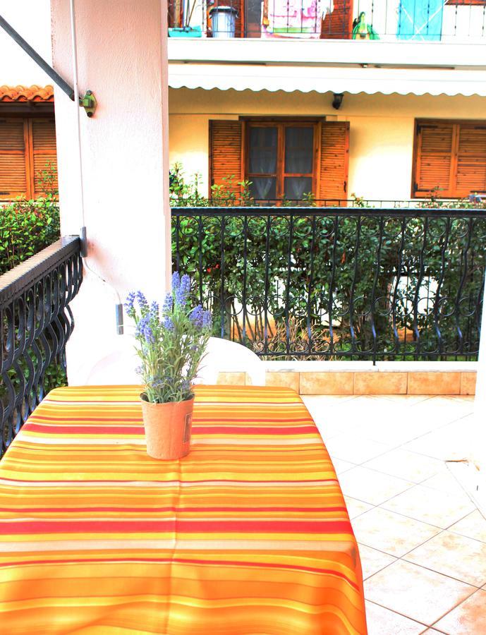 Souzana Rooms Nea Plagia Buitenkant foto