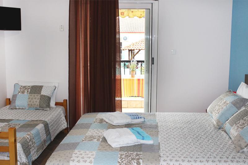 Souzana Rooms Nea Plagia Buitenkant foto
