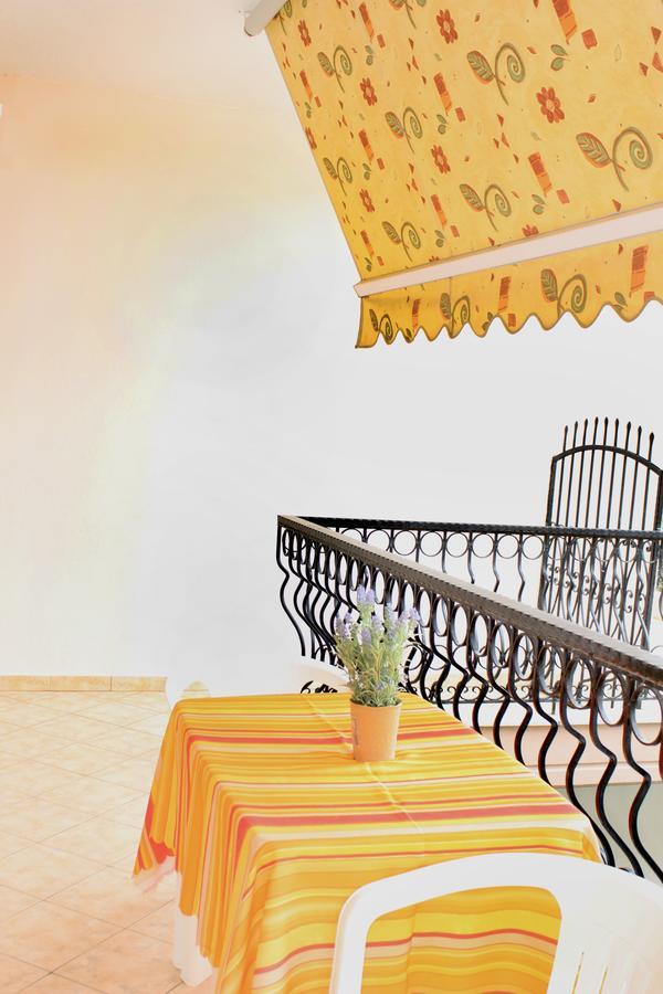 Souzana Rooms Nea Plagia Buitenkant foto